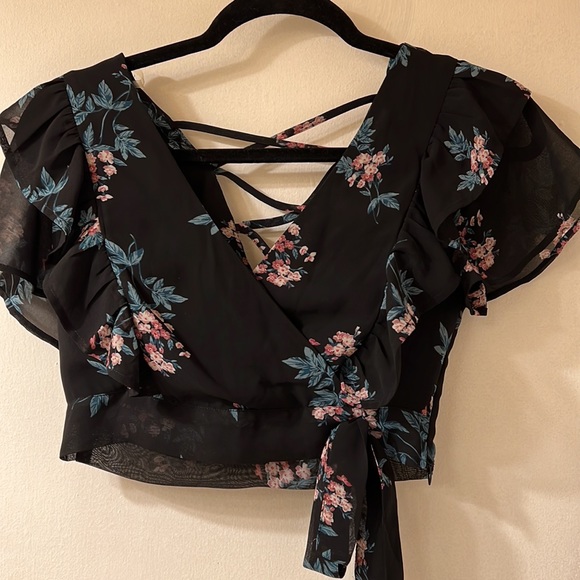 Charlotte Russe Navy blue 2 piece floral pants set - Picture 7 of 7